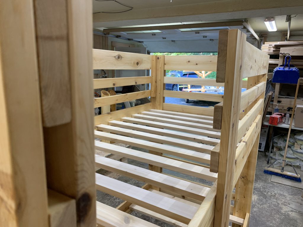 Cedar Bed: bunk bed design