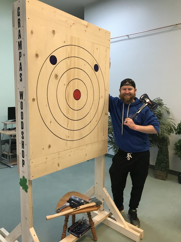 Axe Throwing Targets: premium with coloured rings